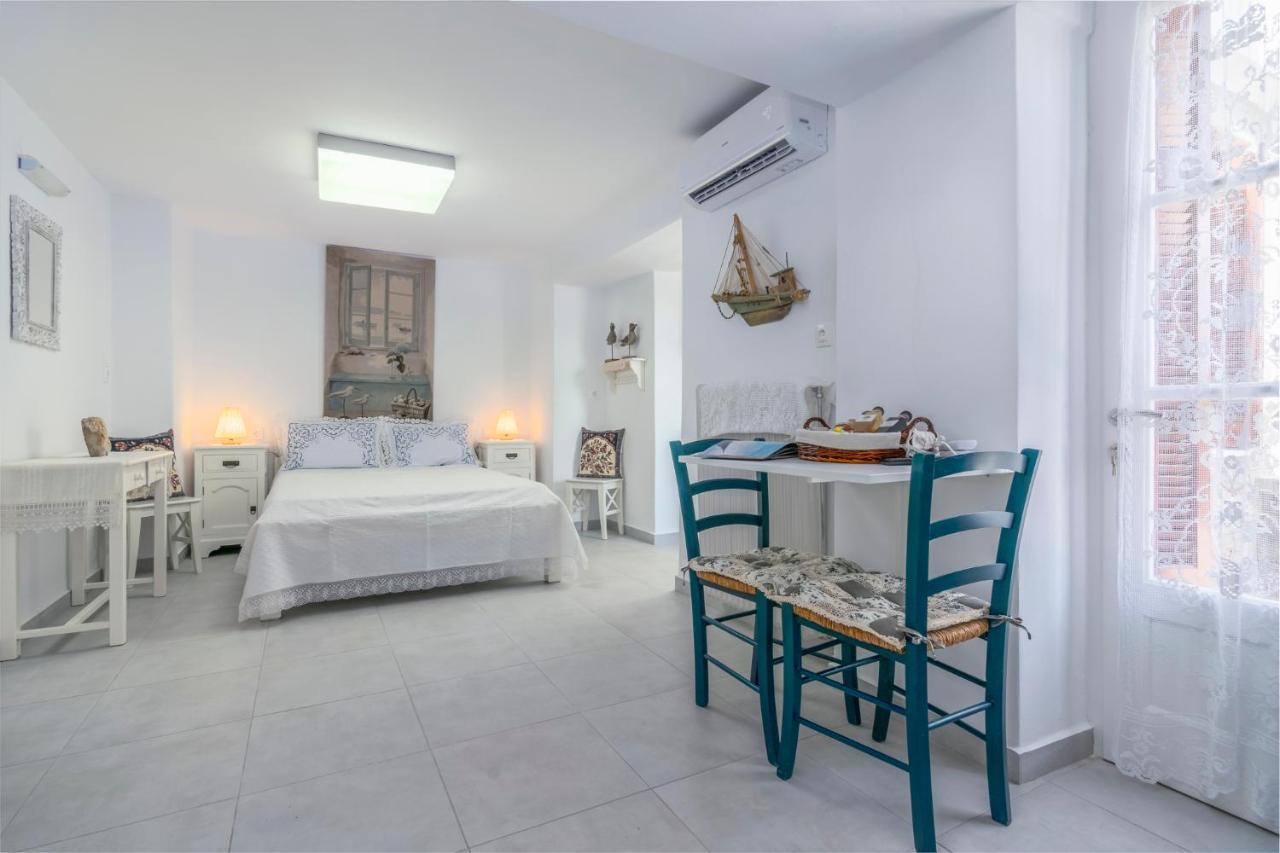 אדאמאס Kourita Garden Apartment With Sea View Near To The Port Of Milos מראה חיצוני תמונה